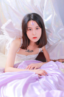 汤加丽人体艺术照
